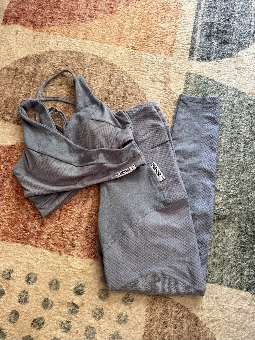 Gymshark Seamless Sports Bra and Leggings Set - Light Gray